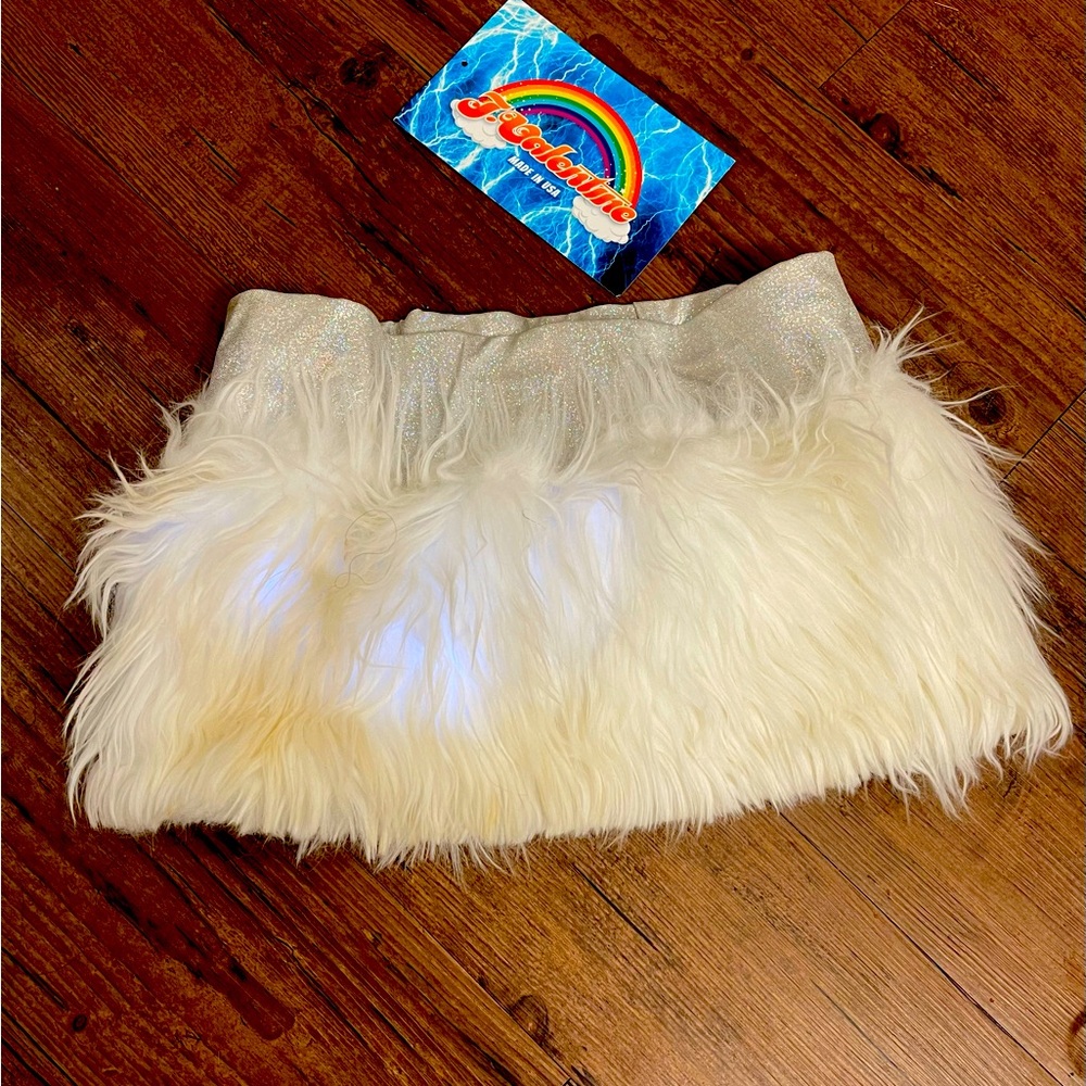 White skirt with Light